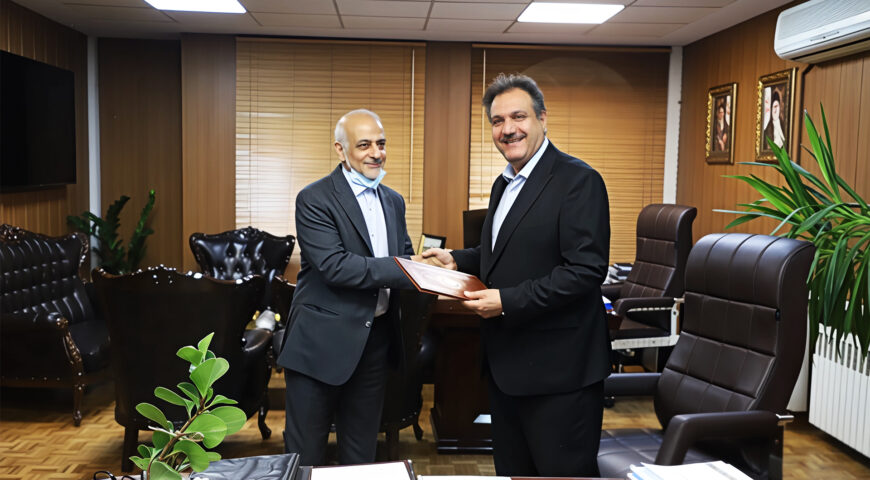 تجلیل از دکتر محمدرضا جواهری تفتی، توسط کارکنان محترم هلدینگ سبا بمناسبت گرامیداشت روز معلّم